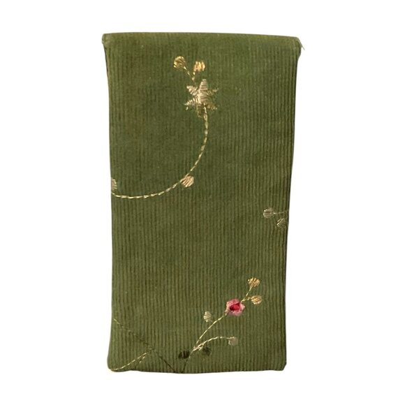 Green Corduroy Embroidered Glasses Case With Floral Design - Picture 5 of 6